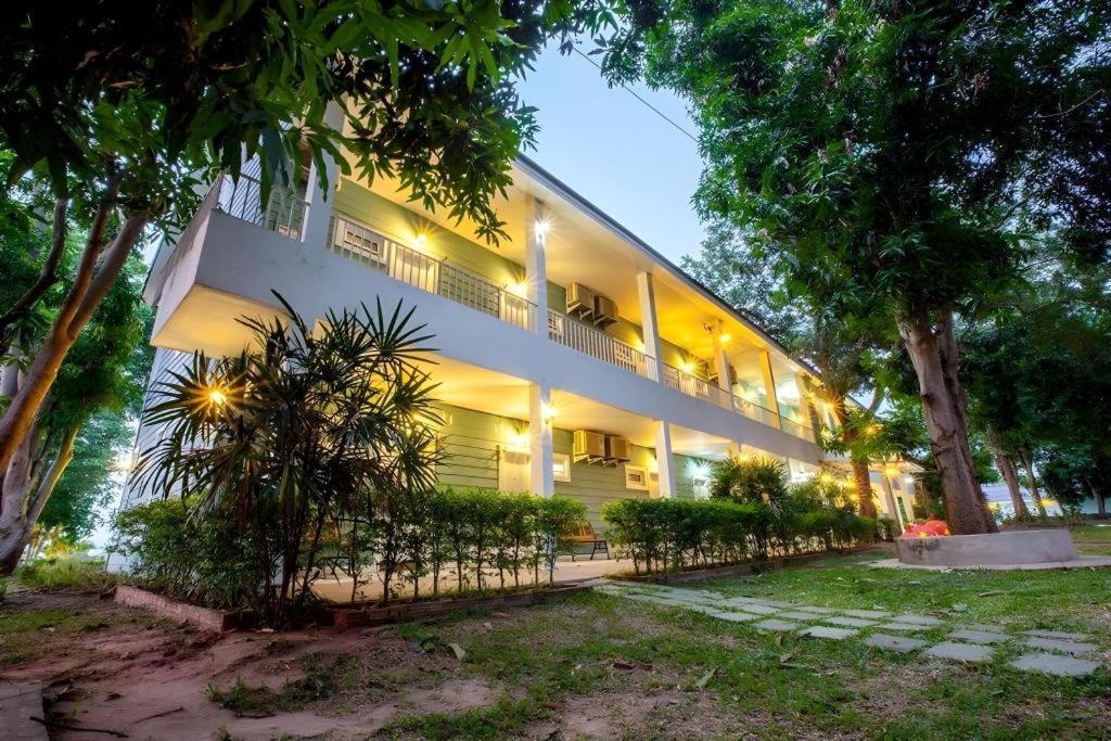 Varee Valley Resort And Restaurant Khon Kaen Eksteriør bilde